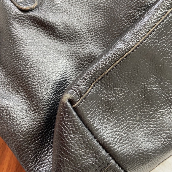 Cuyana Black Tote Bag - Picture 3 of 6